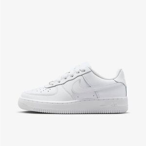 Nike Air Force 1‎ LE Big Kids' Shoes size 6Y white New With Tags in box